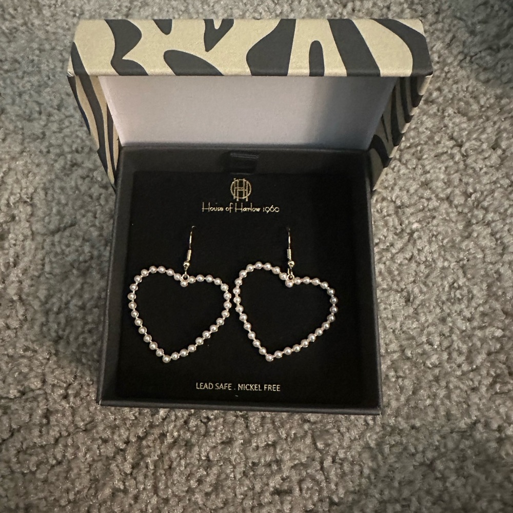 House of Harlow 1960 Silver Heart Earrings